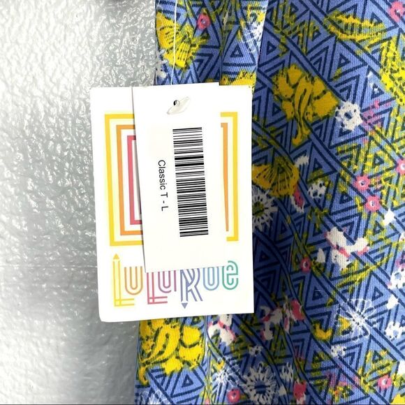 NWT LuLaRoe Classic T Shirt Size L - Picture 5 of 5